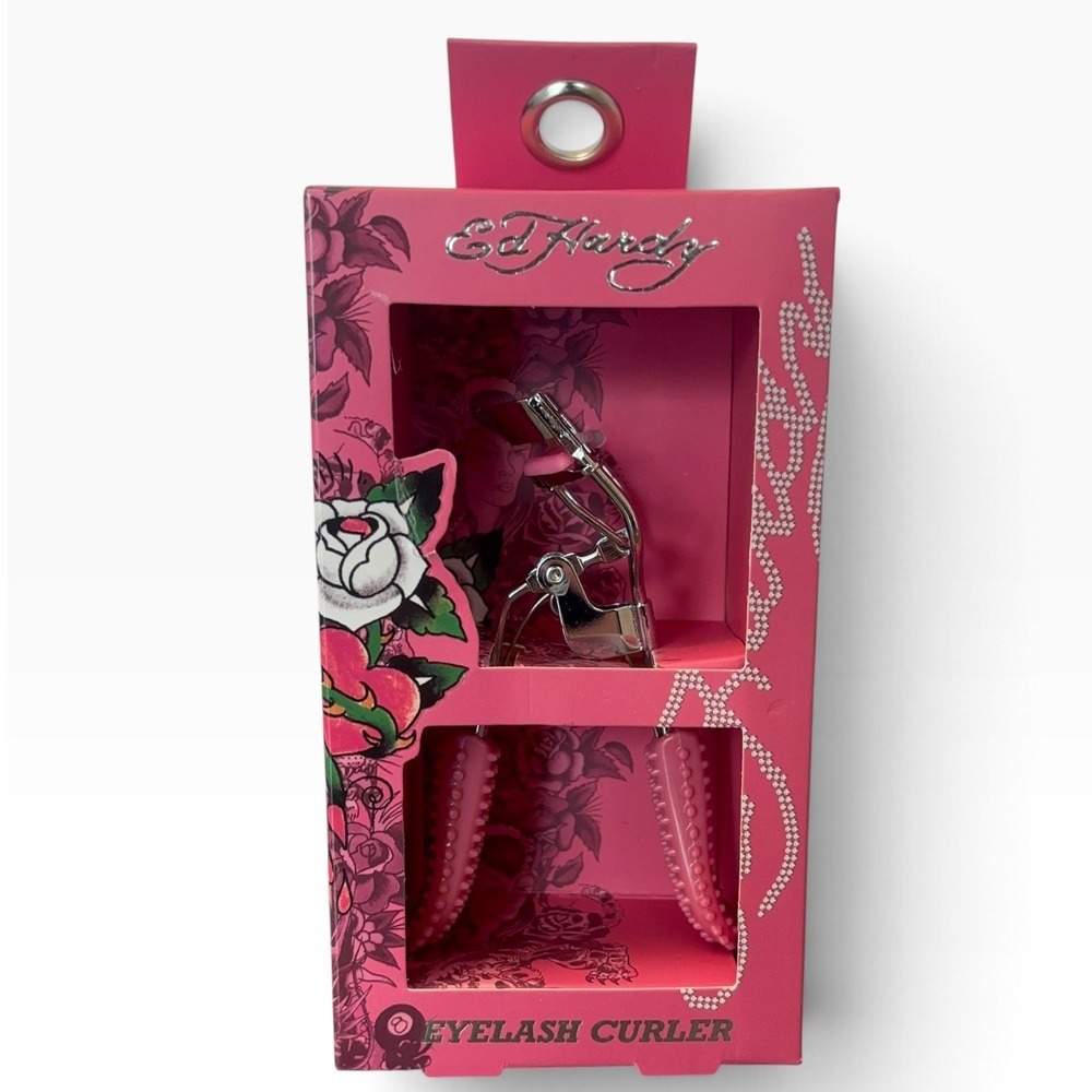 Ed Hardy Eyelash Curler Pink Amber Glow Cosmetics JF3824149 NEW